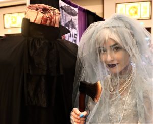 cosplayers at Spooky Empire